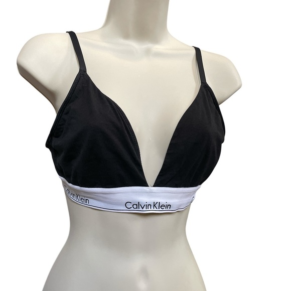 Calvin Klein Black and White Plunge Bralette - Picture 2 of 7